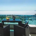 Apartment Lux