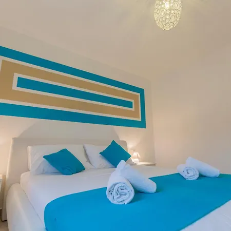 Lux Makarska